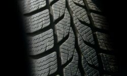 Jak czytać oznaczenia na oponach?