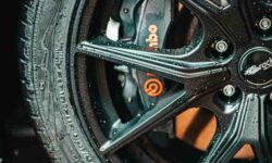 Jak wyczyścić felgi aluminiowe?