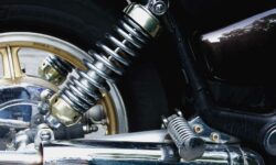 Objawy uszkodzonego amortyzatora